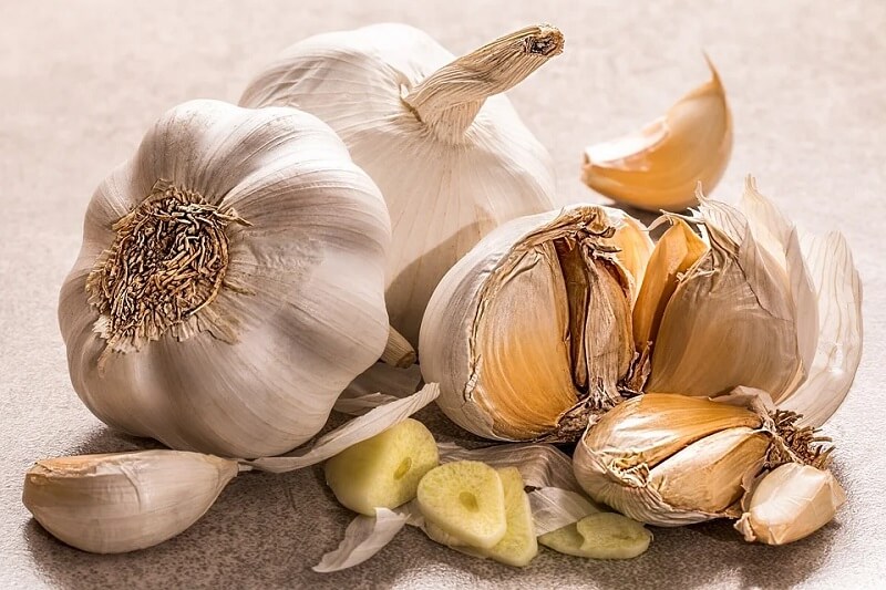 The Weight of Garlic